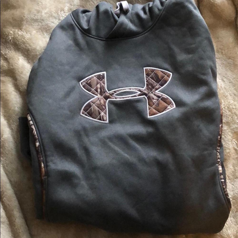Under Armour Hoodie